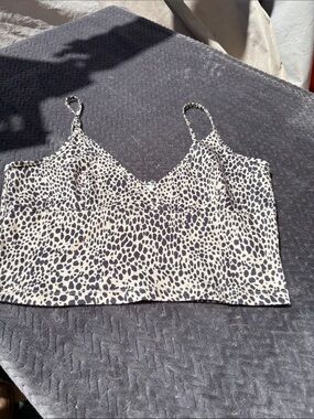 SHEIN Cream and Black Leopard Print V-Neck Crop Cami